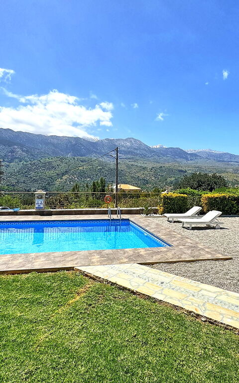 Villa Gianna: Schwimmbad