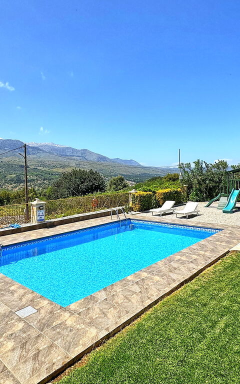 Villa Gianna: Schwimmbad