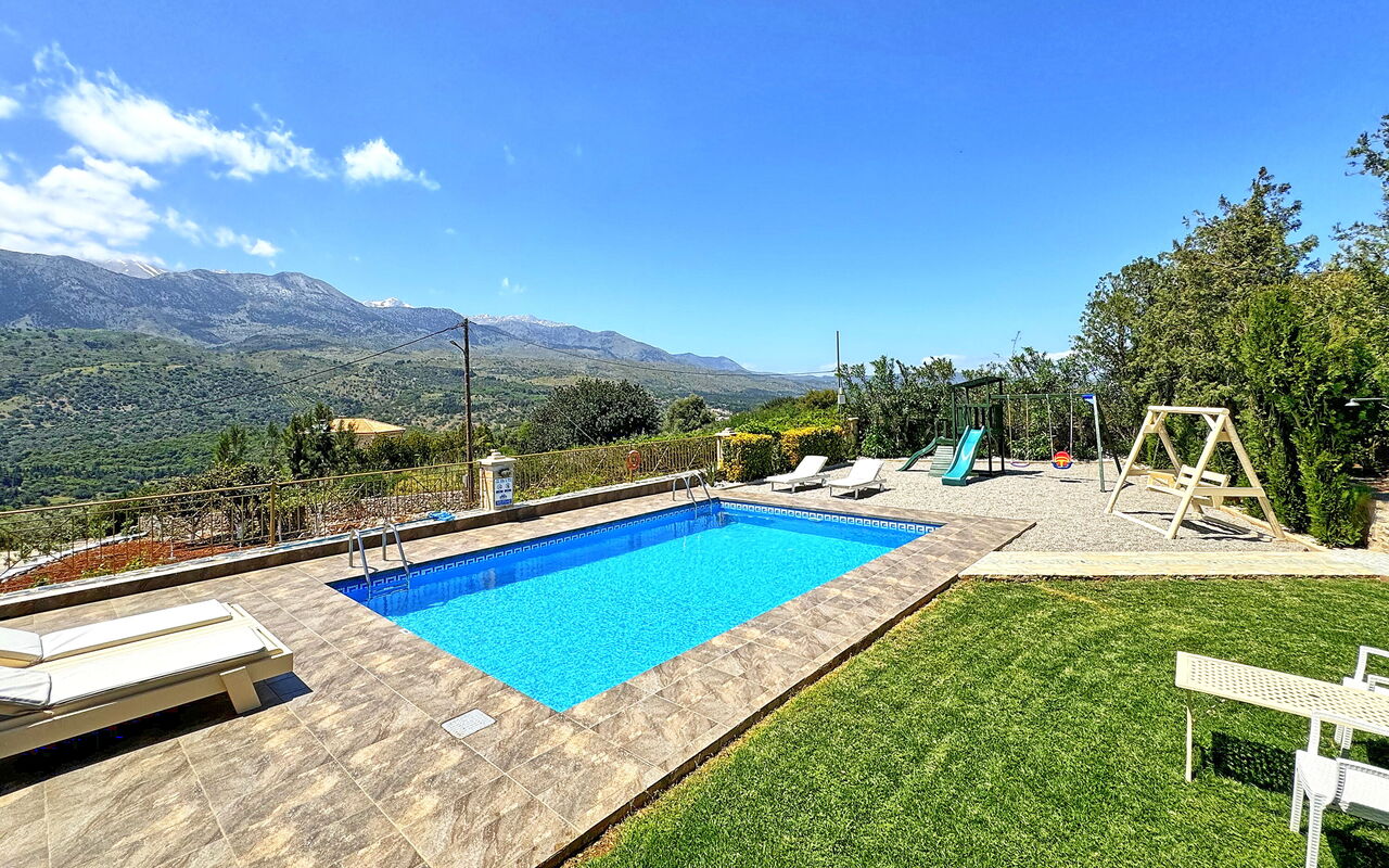 Villa Gianna: Schwimmbad
