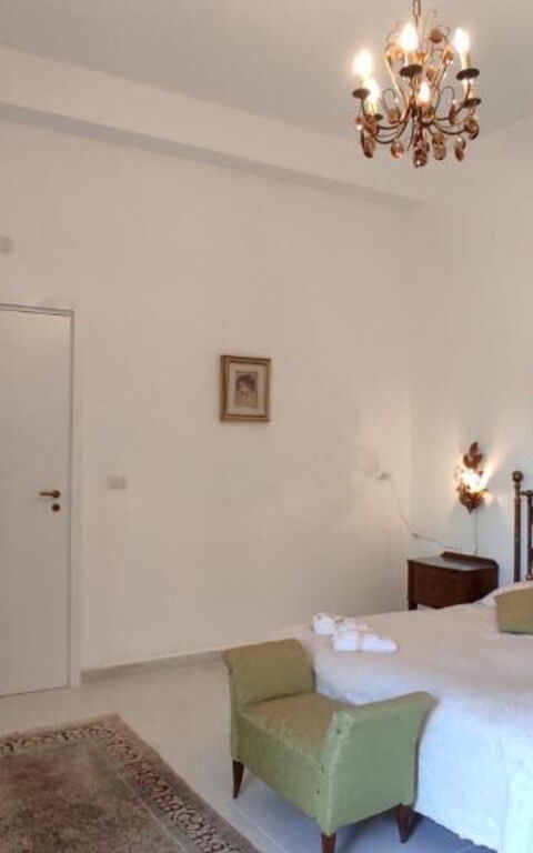 Tre Donne: Schlafzimmer