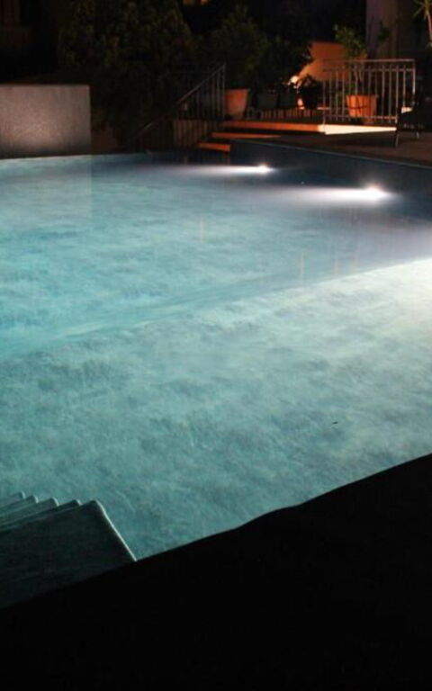 Tre Donne: Schwimmbad