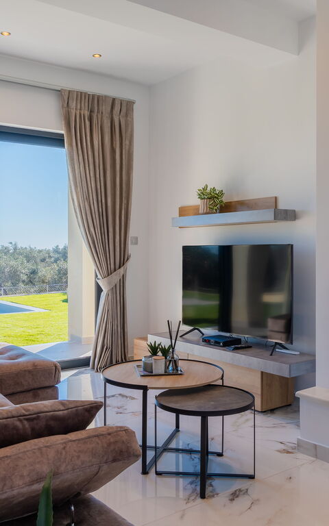 Villa Olivum: Küche, Wohnzimmer