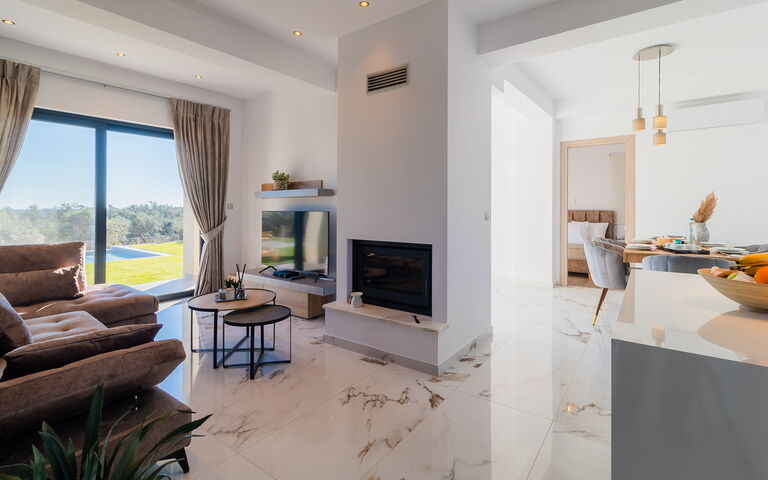 Villa Olivum: Küche, Wohnzimmer