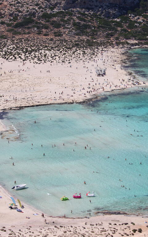 Aelia: Ansichten, Außen, Sommer