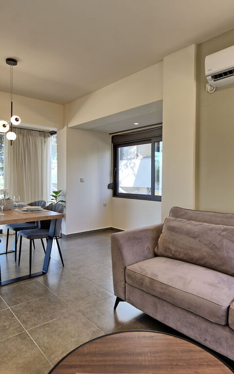 Iris: Esszimmer, Wohnzimmer