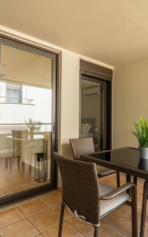 Dioni: Balkon / Terrasse / Patio