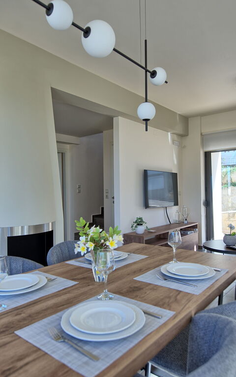 Phaedra: Esszimmer, Wohnzimmer