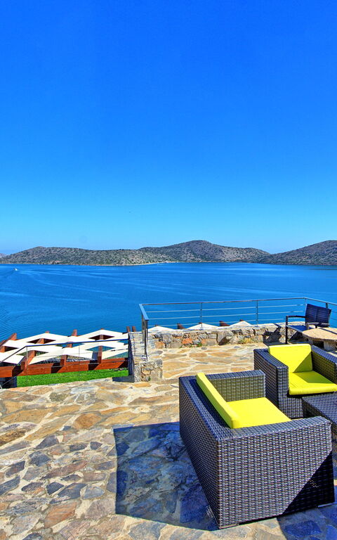 Villa Marina: Ansichten, Balkon / Terrasse / Patio, Draussen