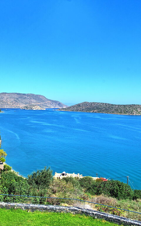 Villa Marina: Ansichten, Draussen