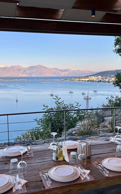 Villa Marina: Ansichten, Draussen, Garten, Sommer