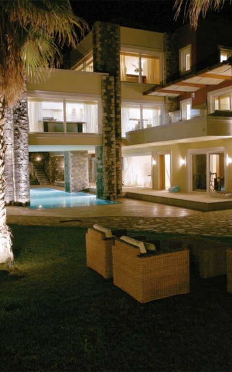 Villa Marina: Ansichten, Außen, Balkon / Terrasse / Patio, Schwimmbad