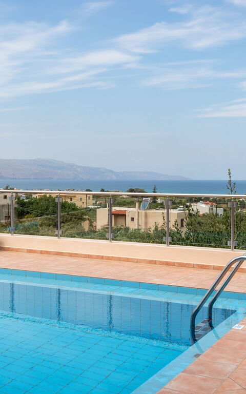 Villa Stratianna: Ansichten, Außen, Draussen, Schwimmbad