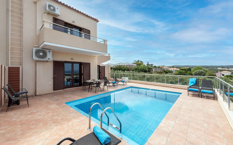 Villa Stratianna: Außen, Draussen, Schwimmbad