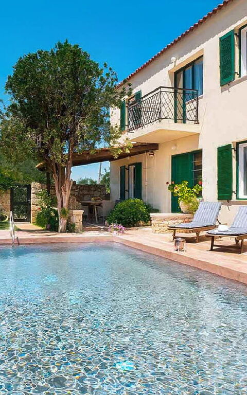 Villa Giani: Außen, Schwimmbad