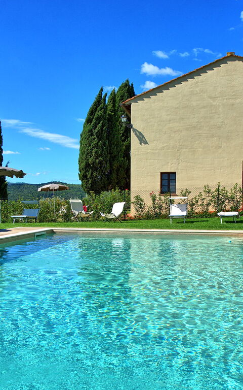 Montauto: Außen, Garten, Schwimmbad