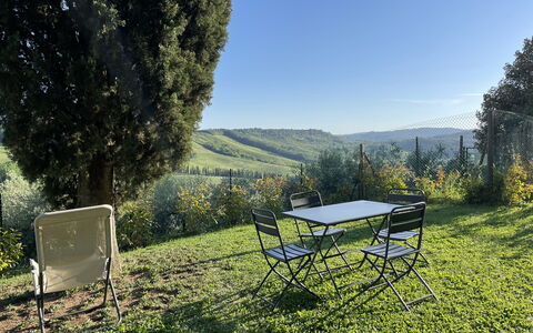 Unterkunft Carro: Ansichten, Draussen, Garten