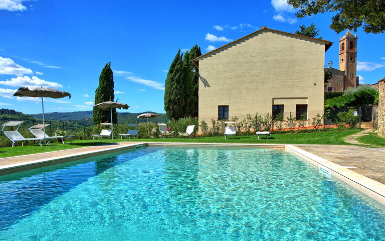 Montauto: Außen, Garten, Schwimmbad