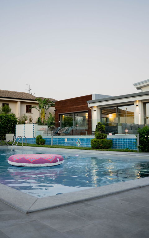 Villa Vincenzo: Außen, Garten, Schwimmbad