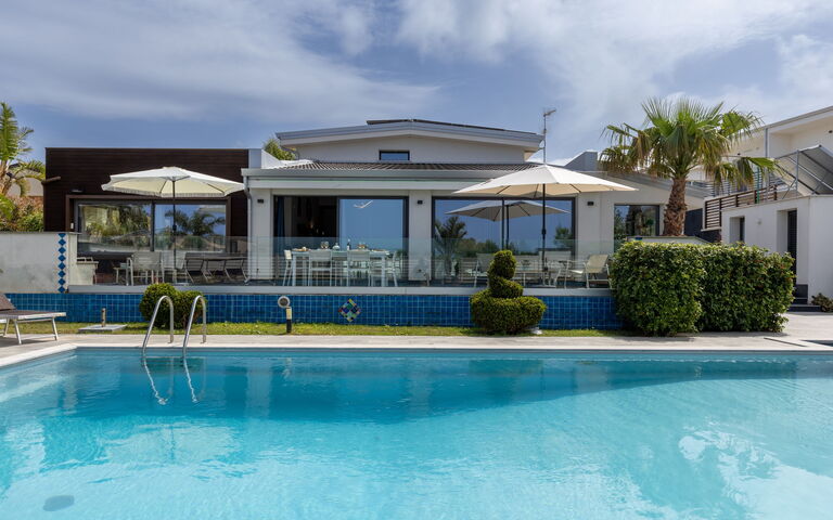 Villa Vincenzo: Außen, Draussen, Schwimmbad