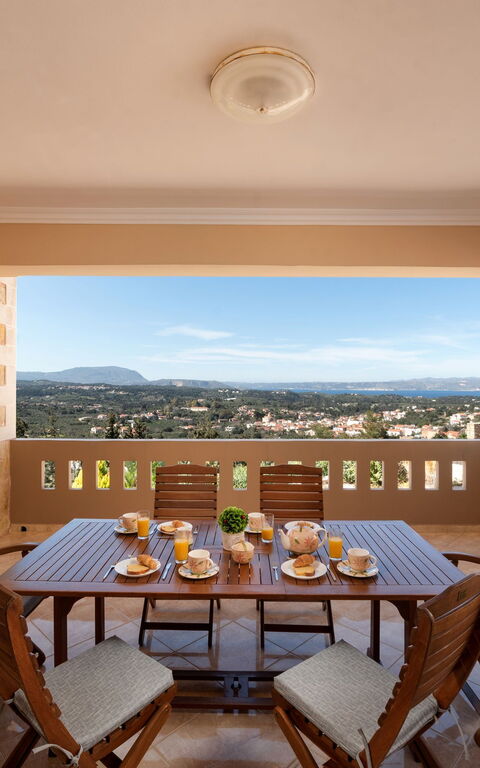 Villa Halepi: Balkon / Terrasse / Patio