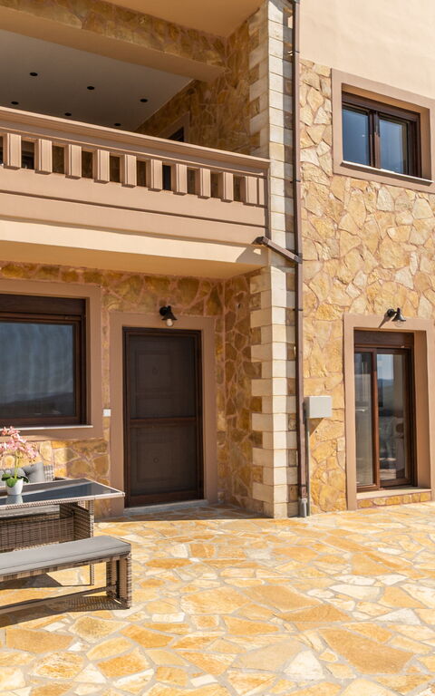 Villa Halepi: Draussen