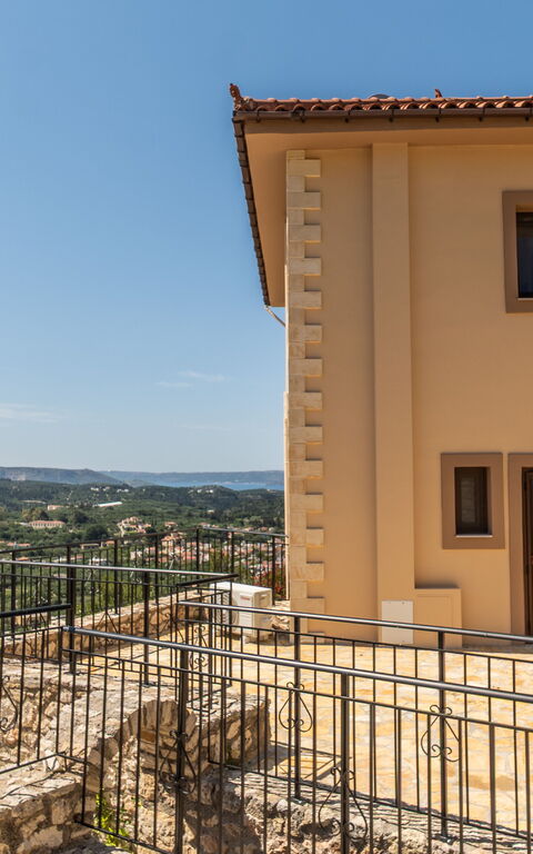 Villa Halepi: Draussen