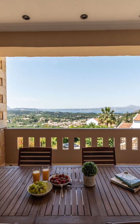 Villa Halepi: Balkon / Terrasse / Patio, Draussen