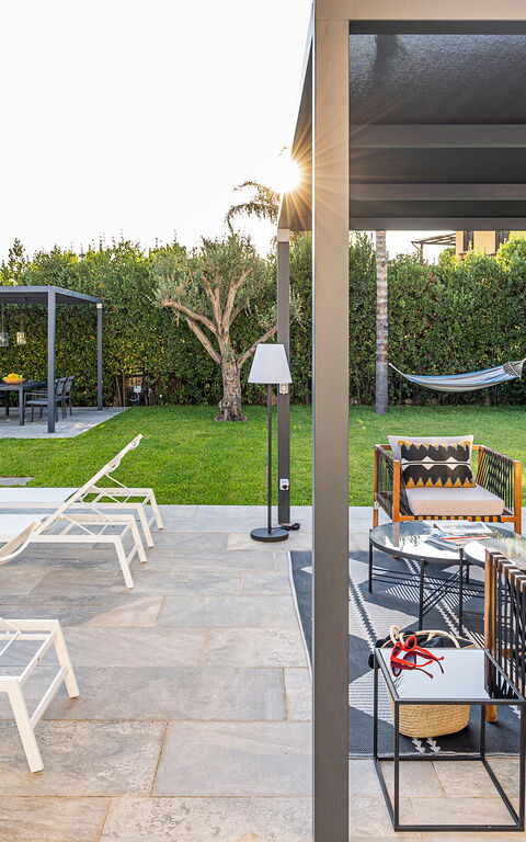 Villa Bonita: Außen, Balkon / Terrasse / Patio, Draussen, Garten