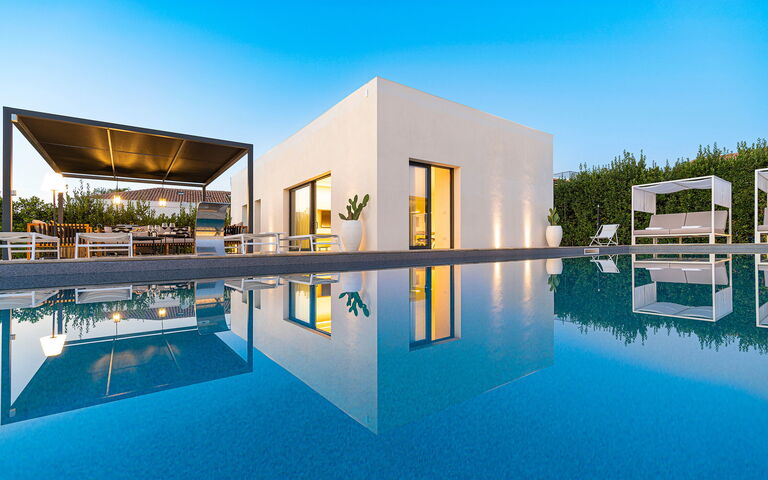 Villa Bonita: Schwimmbad