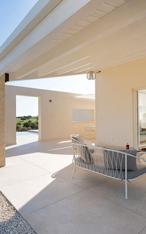 Villa Mora: Außen, Draussen