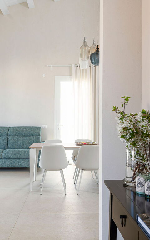 Villa Mora: Esszimmer, Wohnzimmer