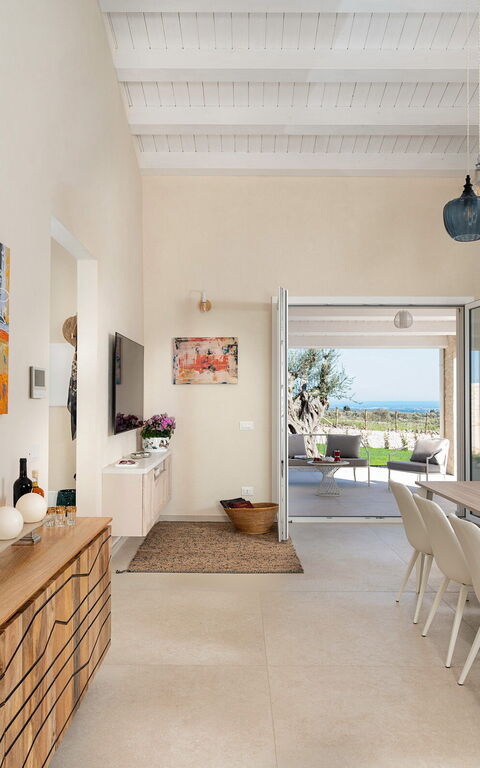 Villa Mora: Esszimmer, Wohnzimmer