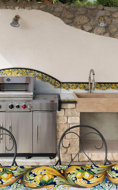 Villa Anthea: Außen, Küche