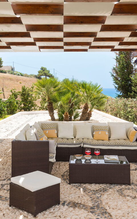 Villa Anthea: Außen