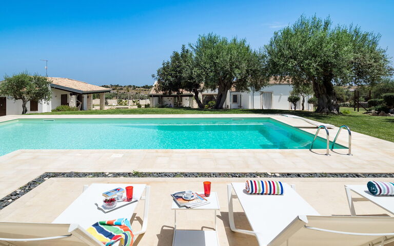 Corte Moscata: Außen, Garten, Schwimmbad