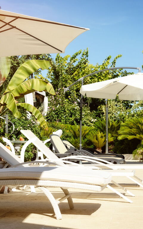 Villa Vittoria: Ansichten, Draussen, Garten