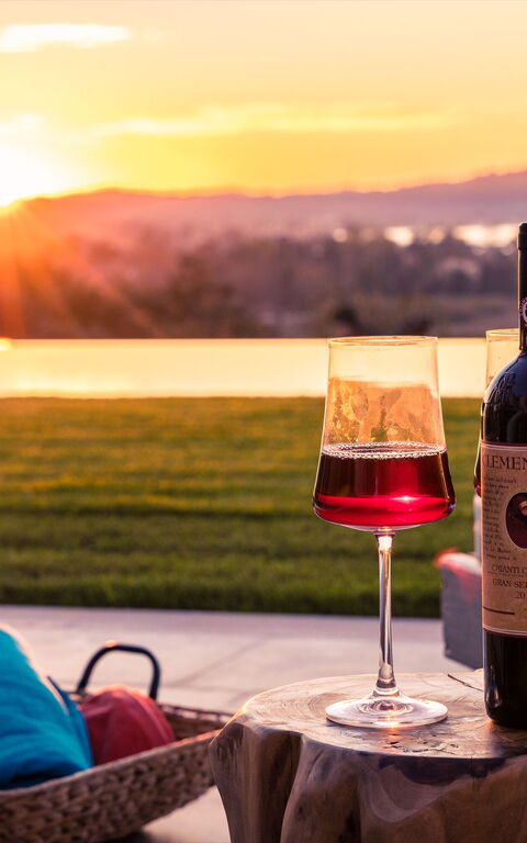 Villa Acropolitana: Ansichten, Draussen