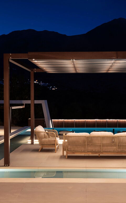 Villa El: Balkon / Terrasse / Patio, Schwimmbad