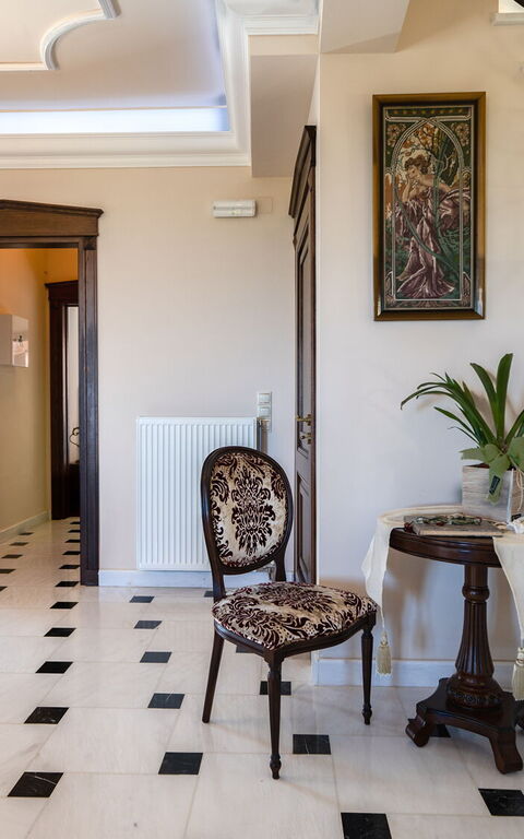 Iro Royal Villa: Wohnzimmer