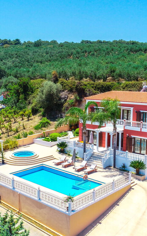 Iro Royal Villa: Ansichten, Außen, Draussen, Haupteingang, Schwimmbad