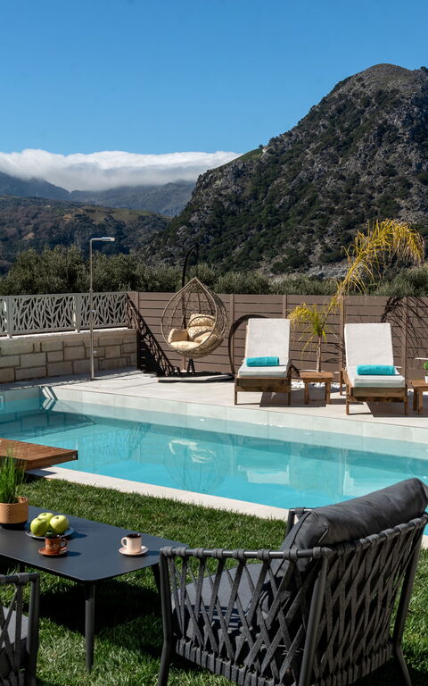 Villa Silentium Evilia: Außen, Draussen, Garten, Schwimmbad