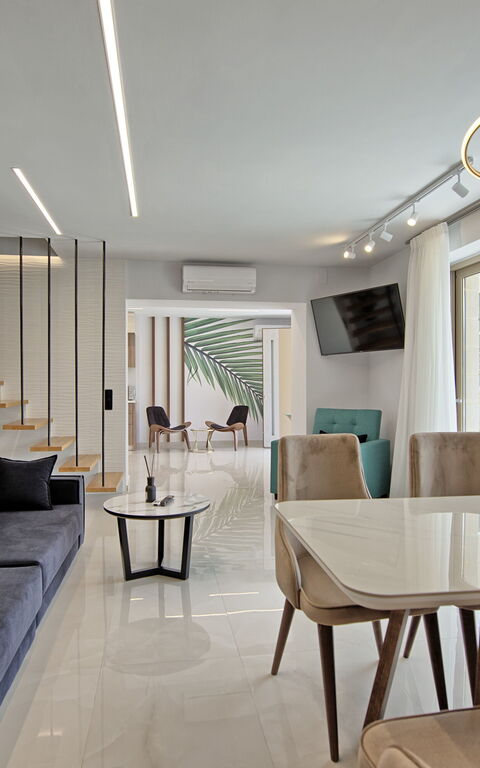 Villa Silentium Evilia: Esszimmer, Wohnzimmer