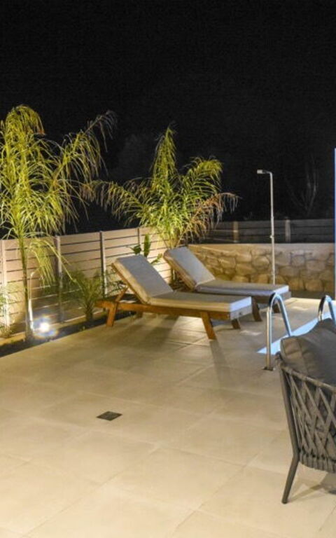 Villa Silentium Ionia: Außen, Schwimmbad