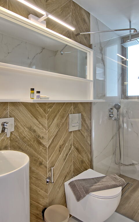 Villa Silentium Ionia: Bad