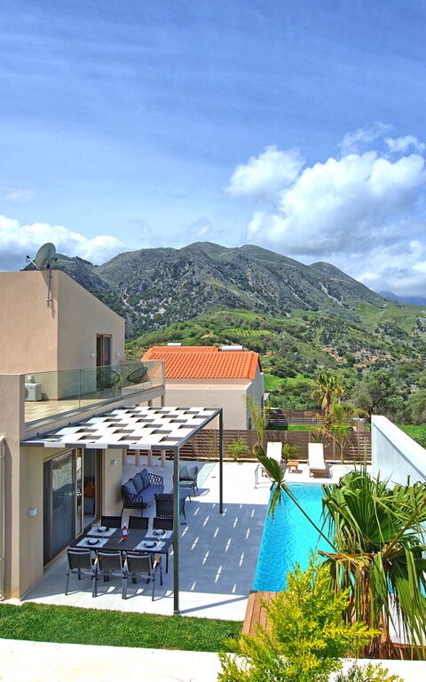 Villa Silentium Ionia: Ansichten, Außen, Draussen, Schwimmbad