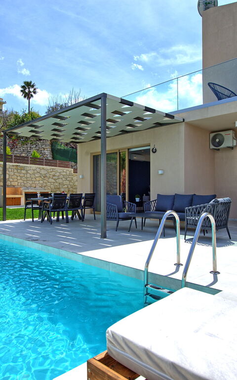 Villa Silentium Ionia: Außen, Draussen, Schwimmbad