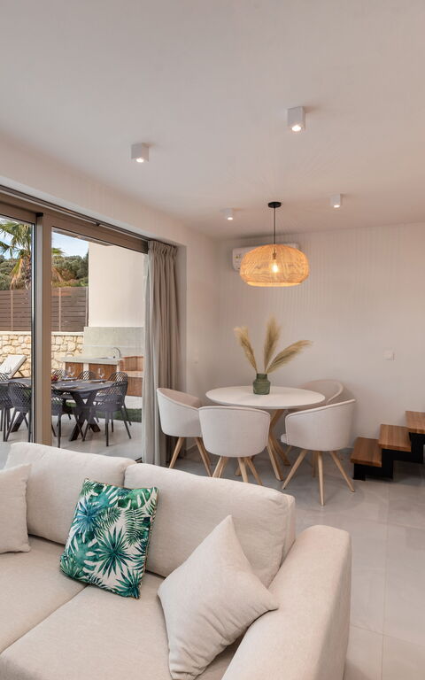 Villa Silentium Olia: Esszimmer, Wohnzimmer