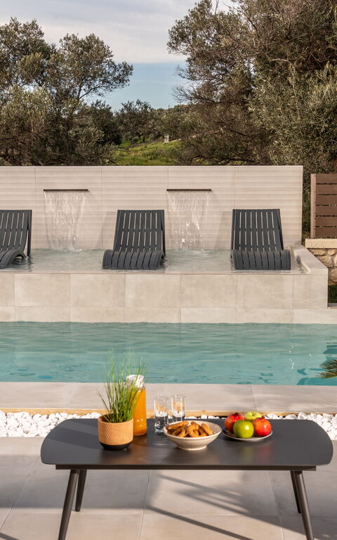 Villa Silentium Olia: Außen, Draussen, Schwimmbad