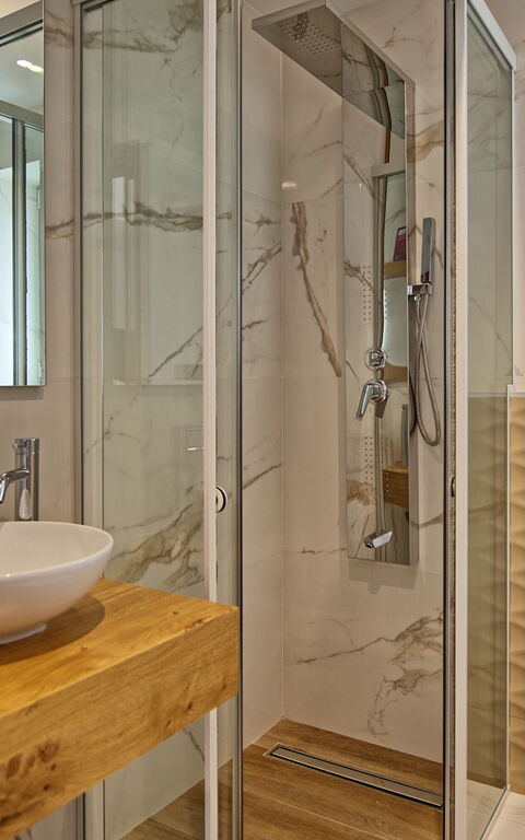 Villa Silentium Olia: Bad