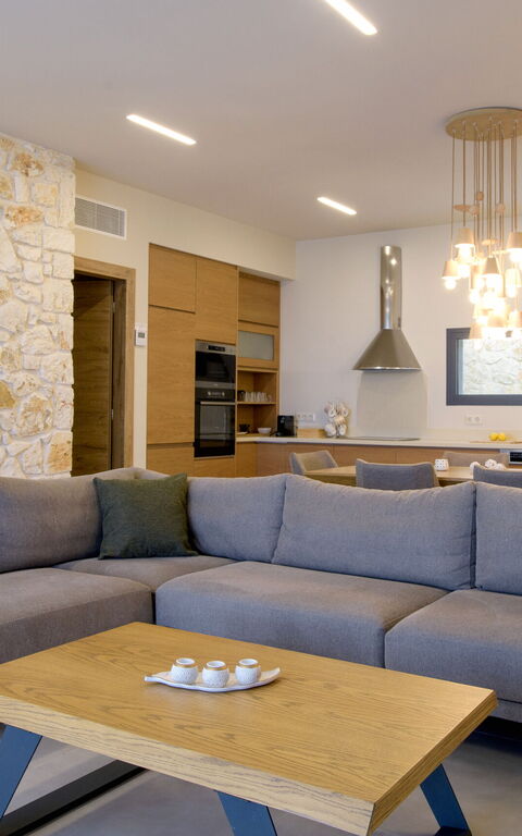 Villa Otter: Esszimmer, Küche, Wohnzimmer